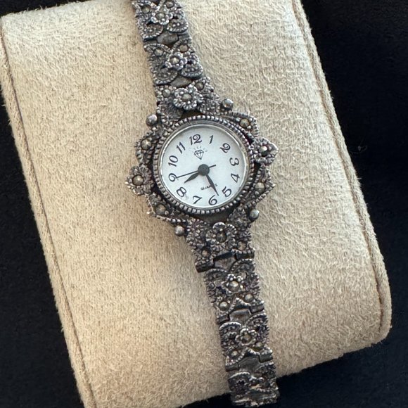 Gorgeous Art Deco Floral Marcasite Bracelet Wristwatch Japan Quartz New Battery